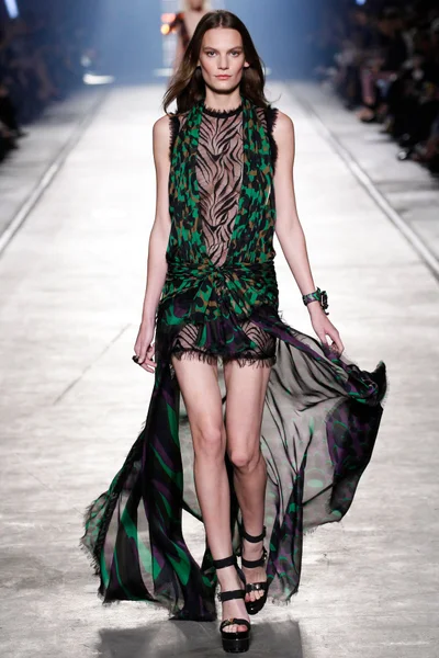 Look 44